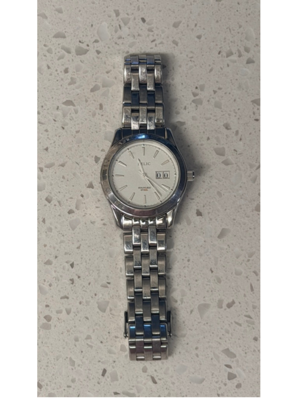 Relic Men's Stainless Steel Watch Silver Tone Date Window